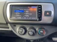 Toyota VITZ лот № 30025 оценка 3.5  с аукциона в Японии 5