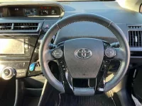 Toyota PRIUS ALPHA лот № 30054 оценка 4  с аукциона в Японии 2