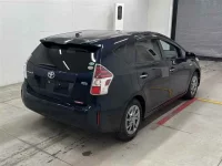 Toyota PRIUS ALPHA лот № 30054 оценка 4  с аукциона в Японии 4