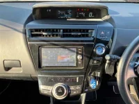 Toyota PRIUS ALPHA лот № 30054 оценка 4  с аукциона в Японии 5