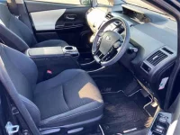 Toyota PRIUS ALPHA лот № 30054 оценка 4  с аукциона в Японии 6