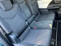 Toyota PRIUS ALPHA лот № 30054 оценка 4  с аукциона в Японии 7