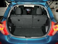 Toyota VITZ лот № 30070 оценка 3.5  с аукциона в Японии 9