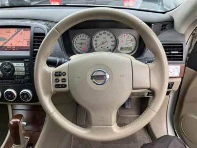 Nissan SYLPHY  с аукциона в Японии