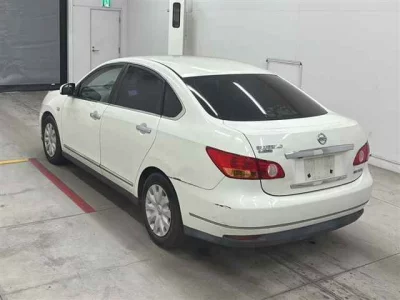 Nissan SYLPHY  с аукциона в Японии