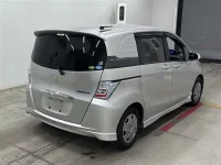 Honda FREED лот № 30085 оценка 3.5  с аукциона в Японии 4