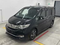 Honda STEP WAGON лот № 30075 оценка 3.5  с аукциона в Японии 3