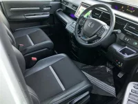 Honda STEP WAGON лот № 30096 оценка 4  с аукциона в Японии 6
