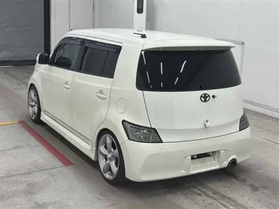 Toyota BB
