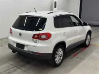 Volkswagen TIGUAN лот № 30098 оценка 3.5  с аукциона в Японии 4