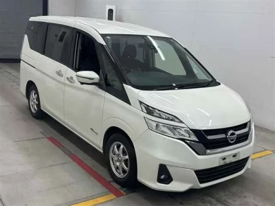 Nissan SERENA  с аукциона в Японии