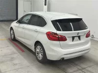 BMW 2-Series лот № 90180 оценка 3.5  с аукциона в Японии 1