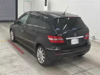 Mercedes-Benz B CLASS лот № 90178 оценка 4  с аукциона в Японии 1