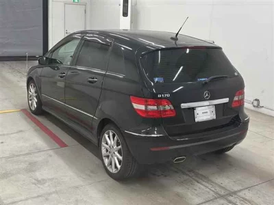 Mercedes-Benz B CLASS