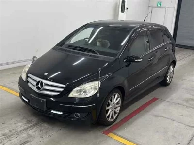 Mercedes-Benz B CLASS