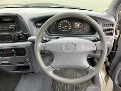 Toyota LITE ACE VAN  с аукциона в Японии