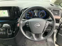 Nissan ELGRAND лот № 30214 оценка 4  с аукциона в Японии 2