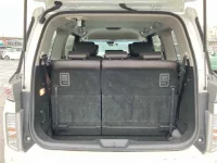 Nissan ELGRAND лот № 30214 оценка 4  с аукциона в Японии 9