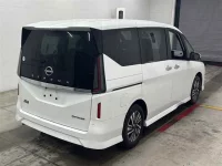 Nissan SERENA лот № 30227 оценка R  с аукциона в Японии 4