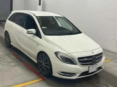 Mercedes-Benz B CLASS