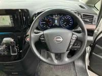 Nissan ELGRAND лот № 30217 оценка 4  с аукциона в Японии 2