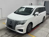 Nissan ELGRAND лот № 30217 оценка 4  с аукциона в Японии 3