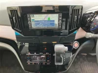 Nissan ELGRAND лот № 30217 оценка 4  с аукциона в Японии 5