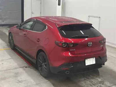 Mazda MAZDA3  с аукциона в Японии