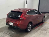 Volvo V40 лот № 90228 оценка 3.5  с аукциона в Японии 4