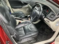 Volvo V40 лот № 90228 оценка 3.5  с аукциона в Японии 6