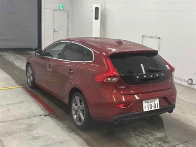 Volvo V40