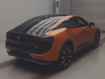 Toyota CROWN CROSSOVER  с аукциона в Японии