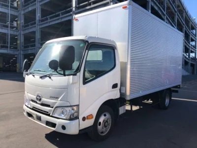 Toyota DYNA  с аукциона в Японии