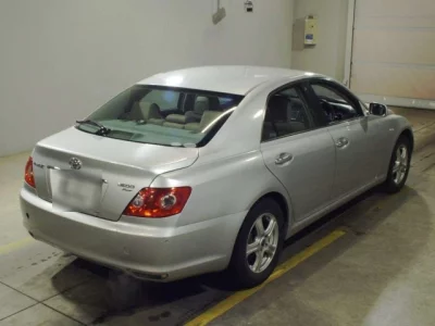 Toyota MARK X  с аукциона в Японии