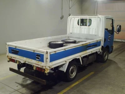 Nissan ATLAS  с аукциона в Японии