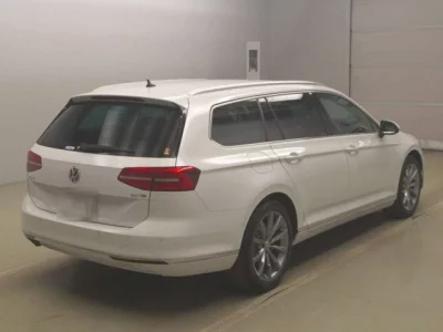 Volkswagen PASSAT VARIANT