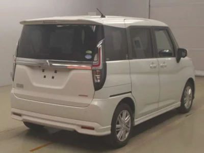 Mitsubishi DELICA D2