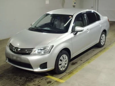Toyota COROLLA AXIO  с аукциона в Японии