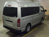 Toyota HIACE VAN лот № 62018 оценка 3  с аукциона в Японии 1