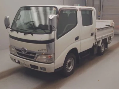 Toyota DYNA  с аукциона в Японии