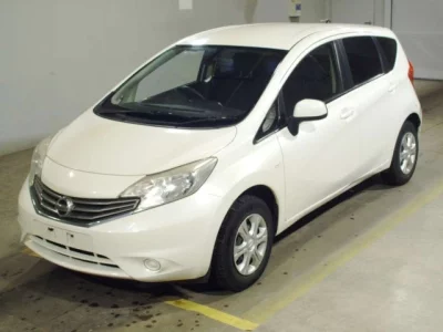 Nissan NOTE  с аукциона в Японии