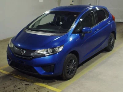 Honda FIT  с аукциона в Японии