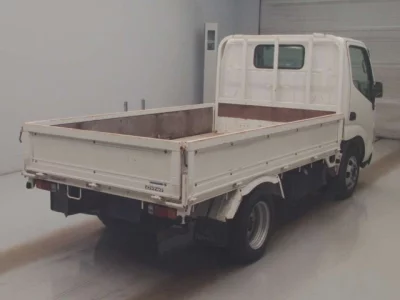 Toyota DYNA  с аукциона в Японии