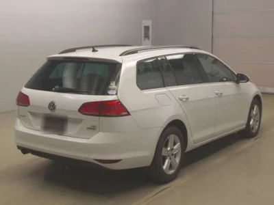 Volkswagen GOLF VARIANT