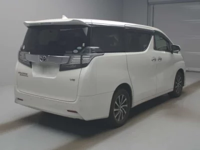 Toyota VELLFIRE  с аукциона в Японии