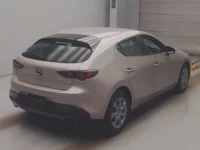 Mazda MAZDA3 лот № 2075 оценка 3.5  с аукциона в Японии 1