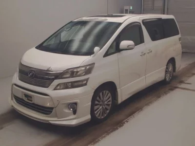 Toyota VELLFIRE  с аукциона в Японии