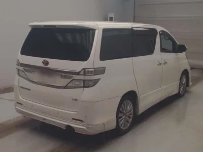Toyota VELLFIRE  с аукциона в Японии
