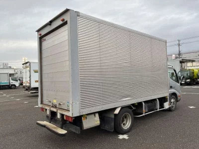 Hino DUTRO  с аукциона в Японии