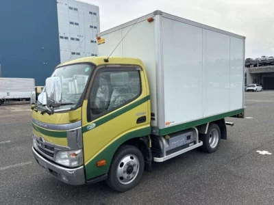 Hino DUTRO  с аукциона в Японии